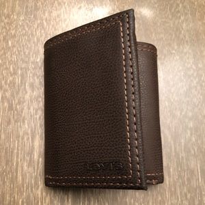 Levi’s wallet